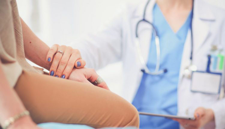 کیست تخمدان و عوارض و علایم آن